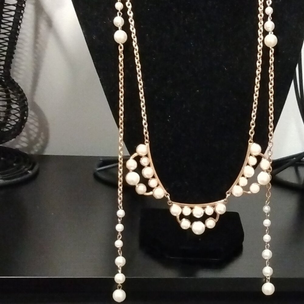 MzSucc3zz Faux Pearl Long Pendant Dangling Charms Necklace